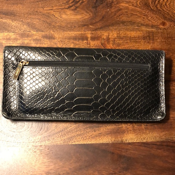 Hobo leather snakeskin clutch/wallet/cardholder - Picture 7 of 10